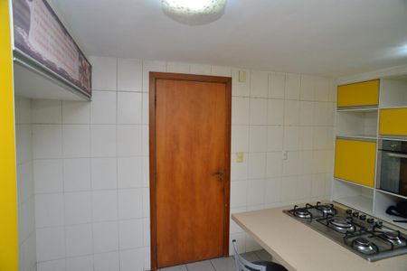 Apartamento para alugar com 169m², 4 quartos e 3 vagas Apartamento para alugar com 169m², 4 quartos e 3 vagasCozinha