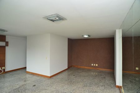 Apartamento para alugar com 169m², 4 quartos e 3 vagas Apartamento para alugar com 169m², 4 quartos e 3 vagasSala