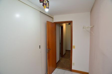 Apartamento para alugar com 169m², 4 quartos e 3 vagas Apartamento para alugar com 169m², 4 quartos e 3 vagasQuarto de Serviço