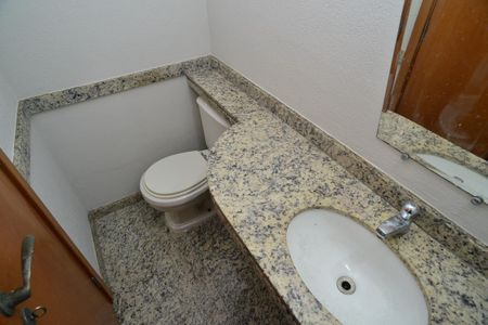 Apartamento para alugar com 169m², 4 quartos e 3 vagas Apartamento para alugar com 169m², 4 quartos e 3 vagasLavabo