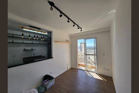 Sala  de apartamento para alugar com 2 quartos, 59m² em Picanço, Guarulhos