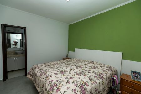 Casa à venda com 170m², 3 quartos e 3 vagasQUARTO SUITE