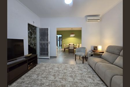 Casa à venda com 170m², 3 quartos e 3 vagasQuarto
