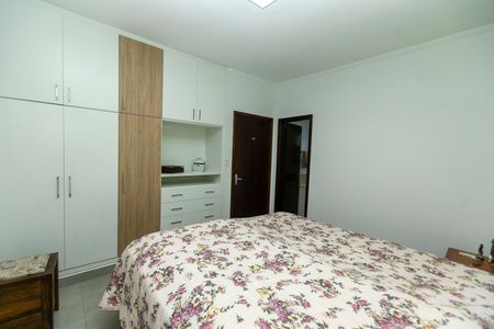 Casa à venda com 170m², 3 quartos e 3 vagasQUARTO SUITE