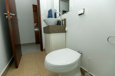 Casa à venda com 170m², 3 quartos e 3 vagasBANHEIRO SOCIAL
