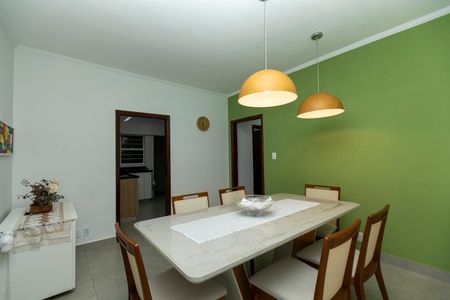 Casa à venda com 170m², 3 quartos e 3 vagasSALA DE JANTAR