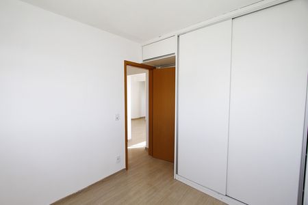 Apartamento à venda com 48m², 2 quartos e 1 vagaQuarto 2