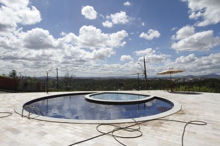 Apartamento à venda com 48m², 2 quartos e 1 vagaÁrea comum - Piscina