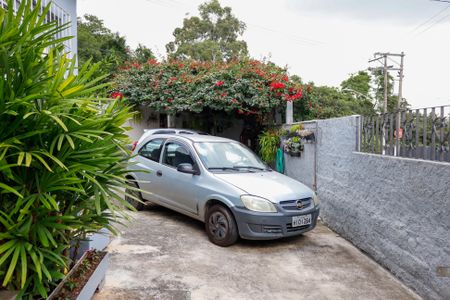 Casa à venda com 119m², 4 quartos e 6 vagas Casa à venda com 119m², 4 quartos e 6 vagasGaragem
