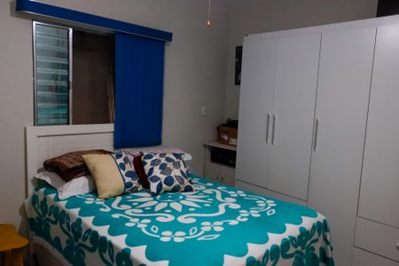 Casa à venda com 119m², 4 quartos e 6 vagas Casa à venda com 119m², 4 quartos e 6 vagasQuarto 3