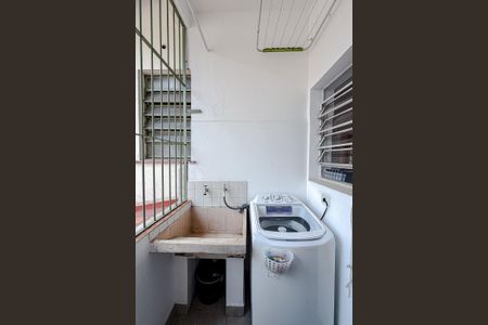 Casa de condomínio para alugar com 97m², 3 quartos e 2 vagasÁrea de Serviço