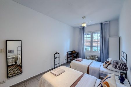 Casa de condomínio para alugar com 97m², 3 quartos e 2 vagasQuarto 2