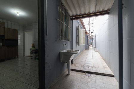 Casa para alugar com 150m², 2 quartos e 1 vaga Casa para alugar com 150m², 2 quartos e 1 vagaLavanderia