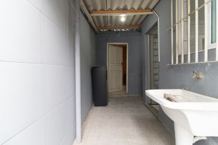 Casa para alugar com 150m², 2 quartos e 1 vaga Casa para alugar com 150m², 2 quartos e 1 vagaLavanderia