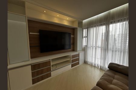 Sala de apartamento para alugar com 3 quartos, 76m² em Vila Campo Grande, São Paulo