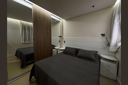 Quarto  de apartamento para alugar com 3 quartos, 76m² em Vila Campo Grande, São Paulo