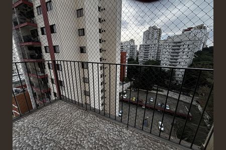 Apartamento para alugar com 76m², 3 quartos e 2 vagasVaranda