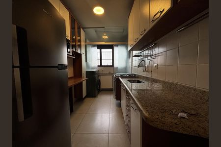Apartamento para alugar com 76m², 3 quartos e 2 vagasCozinha
