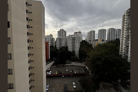Apartamento para alugar com 76m², 3 quartos e 2 vagasVista