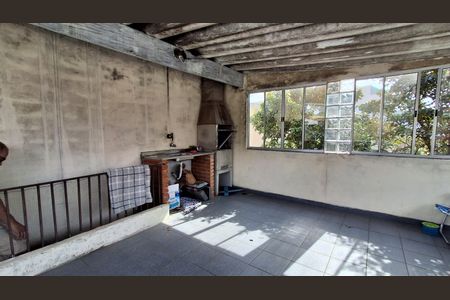 Casa à venda com 174m², 3 quartos e 2 vagasVaranda