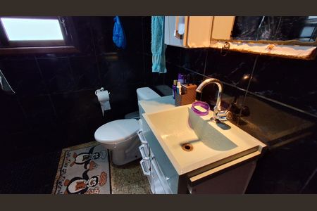 Casa à venda com 174m², 3 quartos e 2 vagasBanheiro Social 2