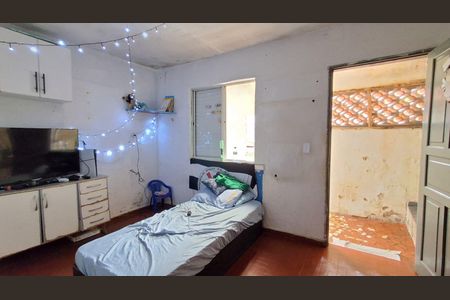Casa à venda com 174m², 3 quartos e 2 vagasQuarto 2