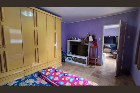 Casa à venda com 174m², 3 quartos e 2 vagasQuarto 1