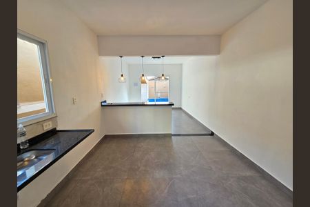 Casa para alugar com 115m², 2 quartos e 1 vagaCozinha