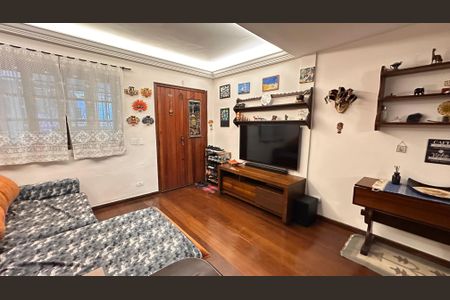 Casa à venda com 3 quartos, 118m² em Campo Belo, São Paulo