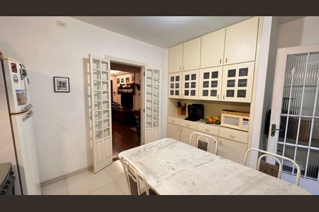 Casa à venda com 3 quartos, 118m² em Campo Belo, São Paulo
