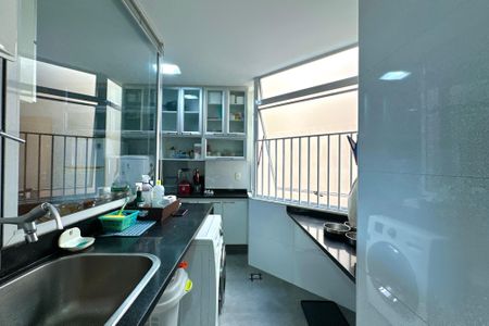 Apartamento para alugar com 104m², 3 quartos e 1 vaga