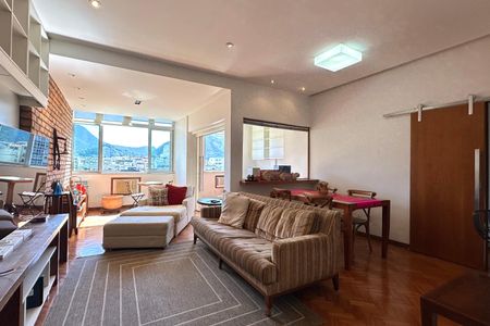 Apartamento para alugar com 104m², 3 quartos e 1 vaga