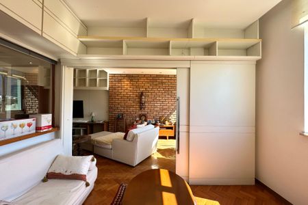 Apartamento para alugar com 104m², 3 quartos e 1 vaga
