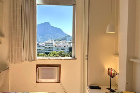 Apartamento para alugar com 104m², 3 quartos e 1 vaga