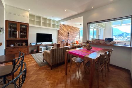 Apartamento para alugar com 104m², 3 quartos e 1 vaga