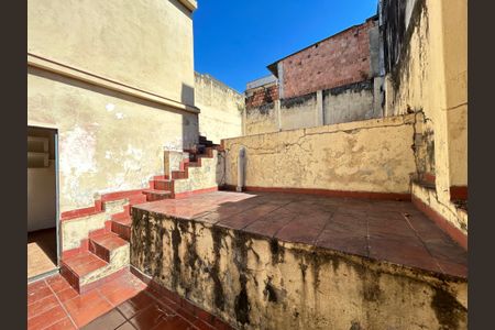 Casa à venda com 220m², 4 quartos e sem vagaÁrea comum