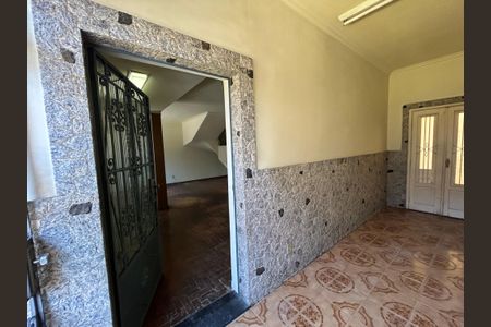 Casa à venda com 220m², 4 quartos e sem vagaVaranda da entrada