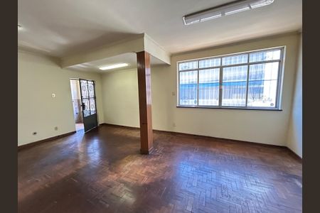 Sala de casa à venda com 4 quartos, 220m² em Quintino Bocaiúva, Rio de Janeiro