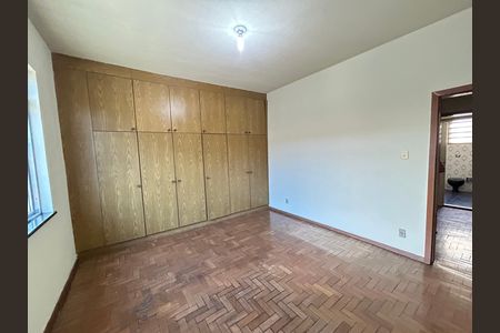 Casa à venda com 220m², 4 quartos e sem vagaQuarto 1