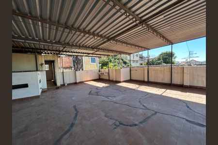Casa à venda com 220m², 4 quartos e sem vagaTerraço