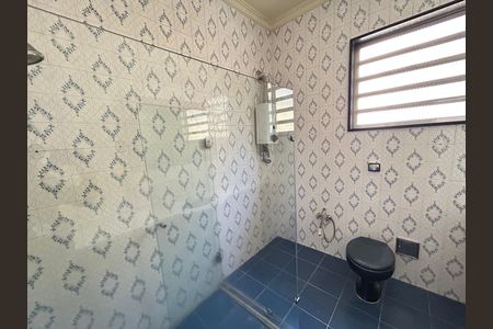 Casa à venda com 220m², 4 quartos e sem vagaBanheiro 1