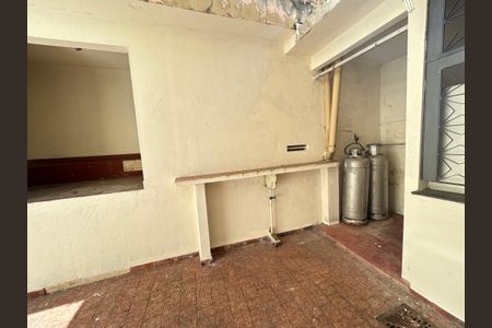 Casa à venda com 220m², 4 quartos e sem vagaÁrea comum