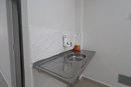 Casa à venda com 250m², 2 quartos e 1 vagaSalão