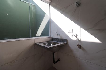 Casa à venda com 250m², 2 quartos e 1 vagaCozinha e Área de Serviço