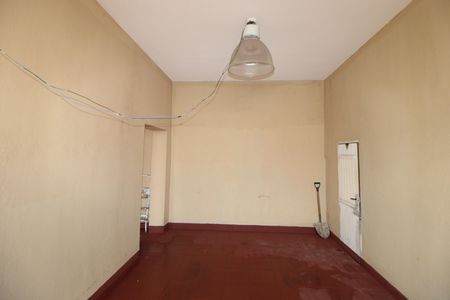 Garagem de casa para alugar com 2 quartos, 160m² em Vila Santa Maria, São Paulo