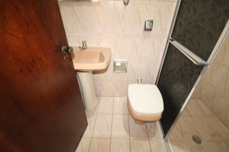 Casa para alugar com 80m², 2 quartos e sem vagaQuarto 2 - Banheiro