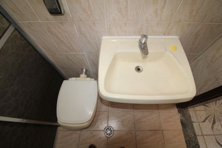 Casa para alugar com 80m², 2 quartos e sem vagaBanheiro