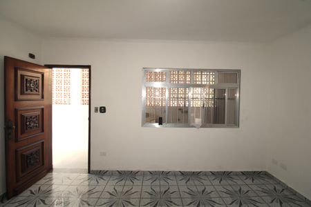 Casa para alugar com 80m², 2 quartos e sem vagaSala