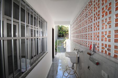 Casa para alugar com 80m², 2 quartos e sem vagaÁrea de Serviço