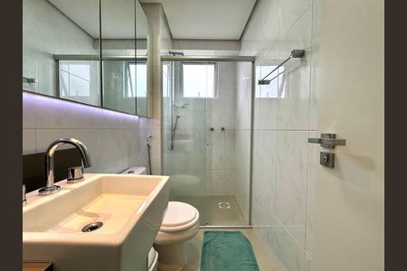 Apartamento para alugar com 66m², 2 quartos e 1 vaga Apartamento para alugar com 66m², 2 quartos e 1 vagaBanheiro suíte